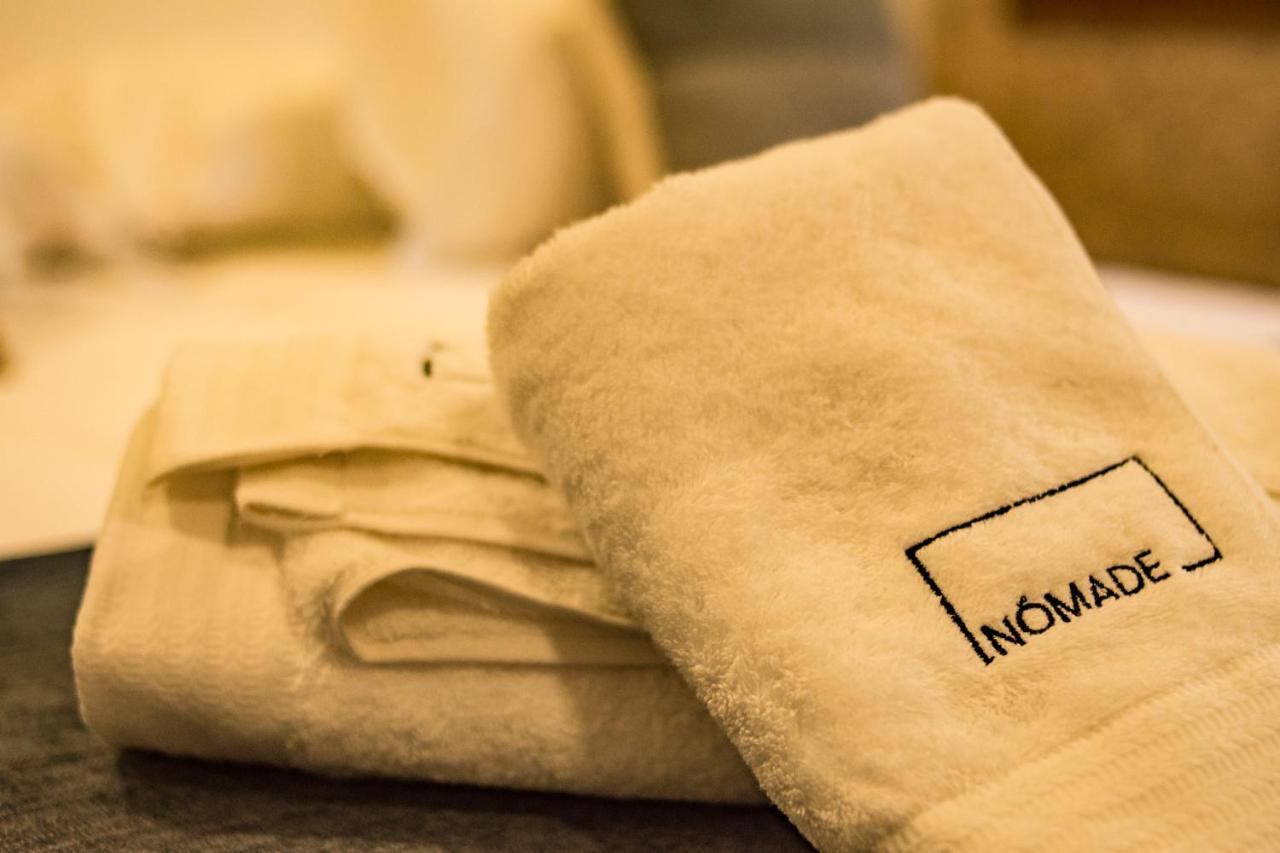 Hostal Nomade Santiago ซานติอาโก เด กอมโปสเตลา ภายนอก รูปภาพ