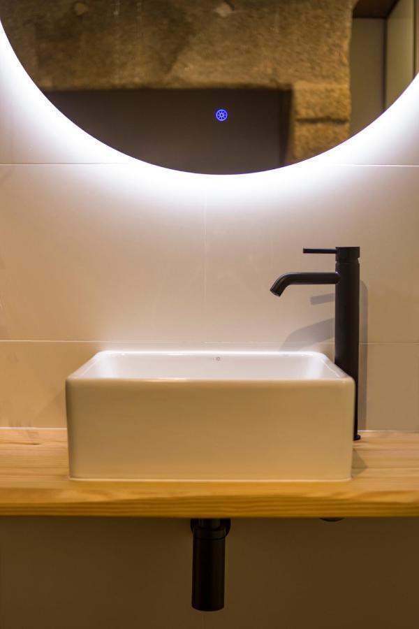 Hostal Nomade Santiago ซานติอาโก เด กอมโปสเตลา ภายนอก รูปภาพ