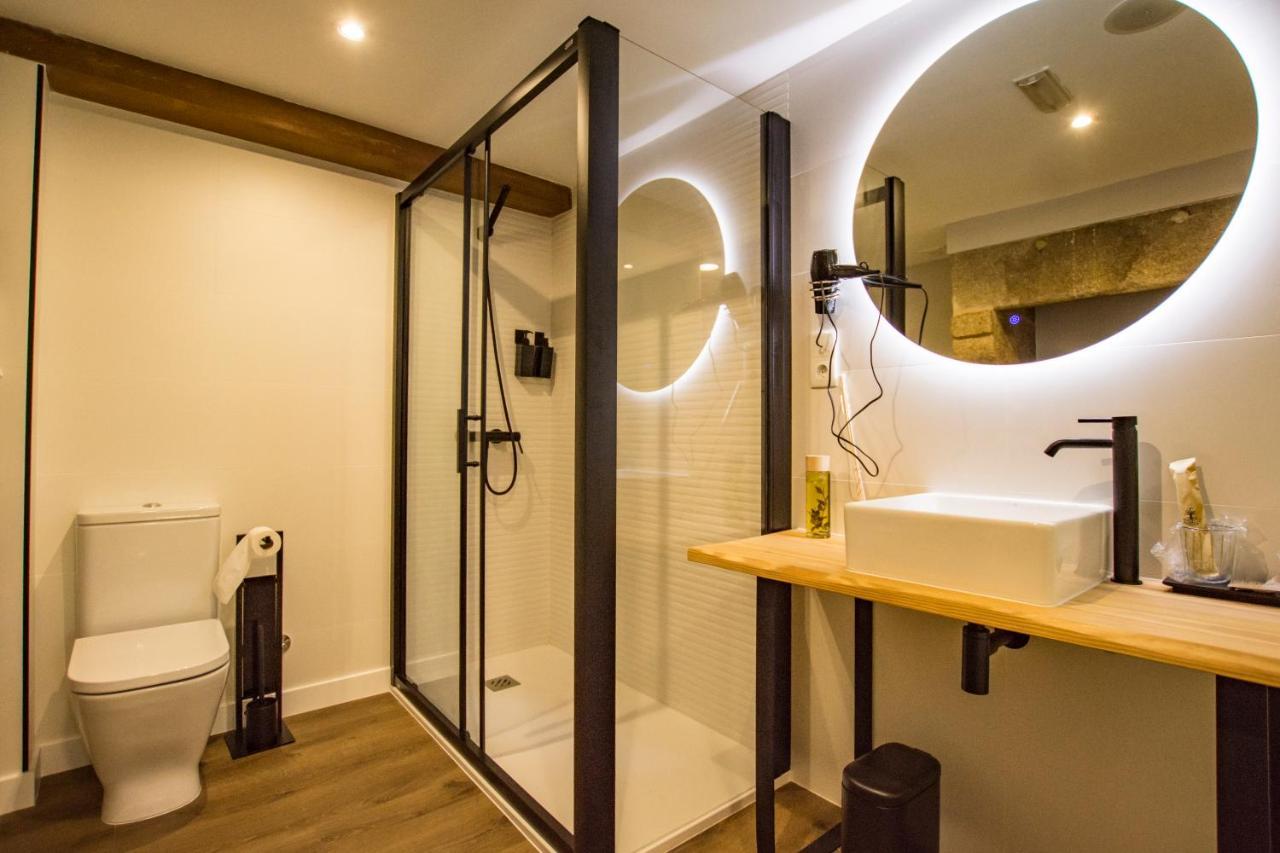 Hostal Nomade Santiago ซานติอาโก เด กอมโปสเตลา ภายนอก รูปภาพ